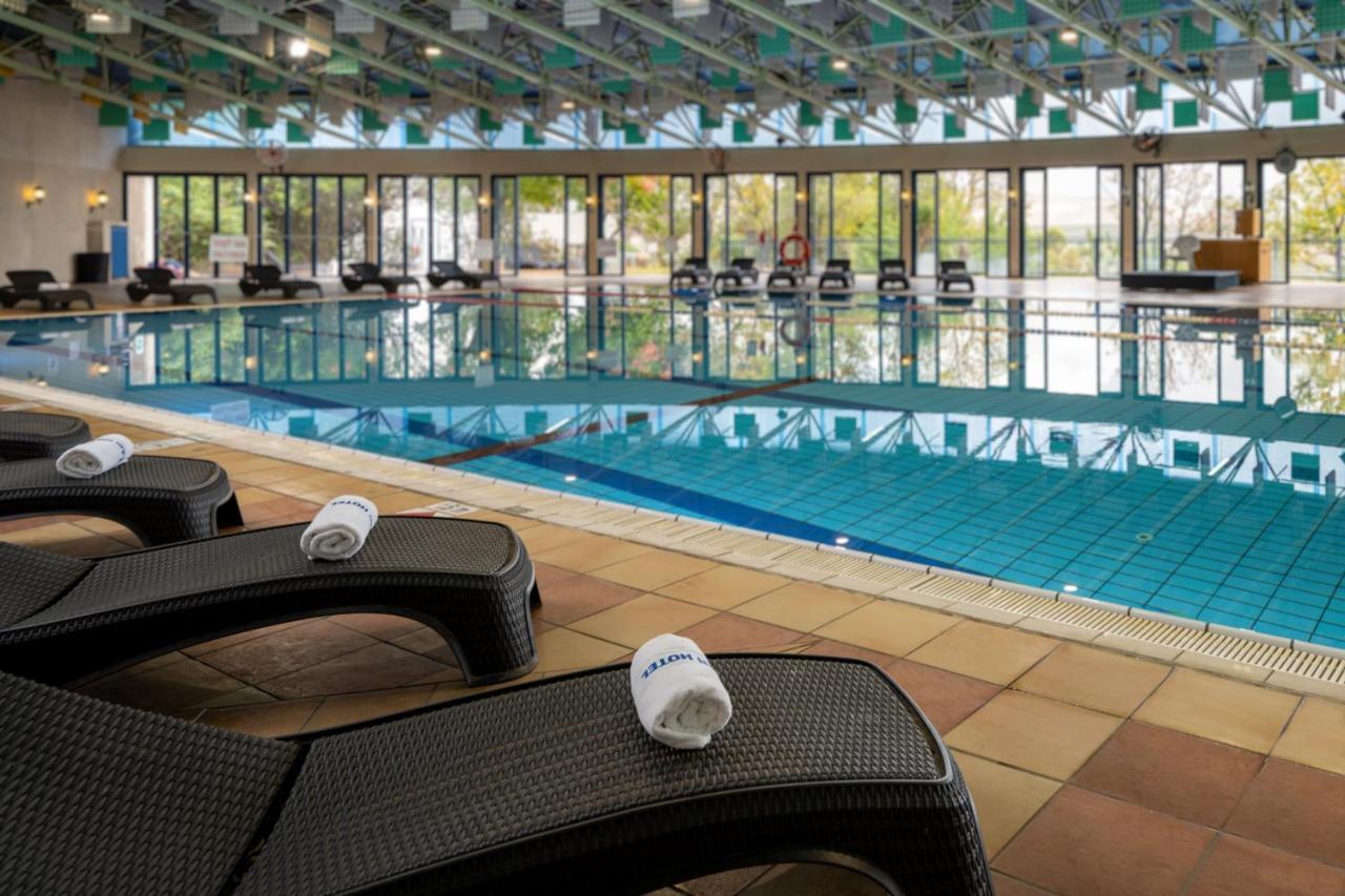 Kfar Giladi Hotel Exteriör bild