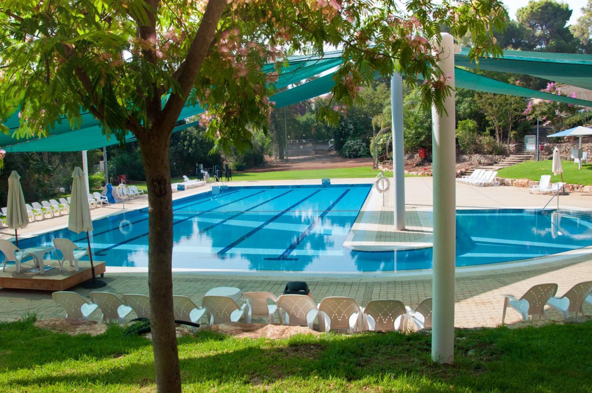 Kfar Giladi Hotel Exteriör bild