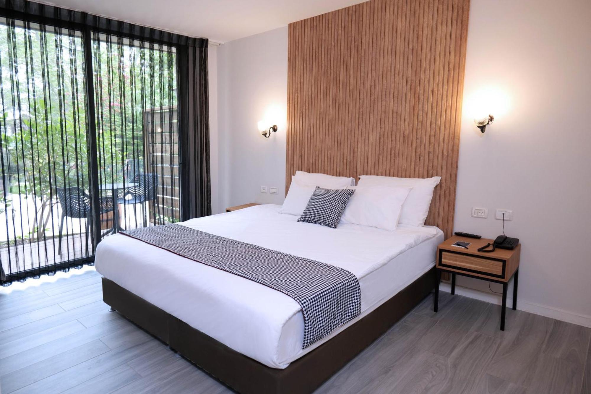 Kfar Giladi Hotel Exteriör bild